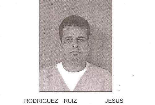 Radican cargos contra un hombre que se hizo pasar por un piloto de Jet Blue