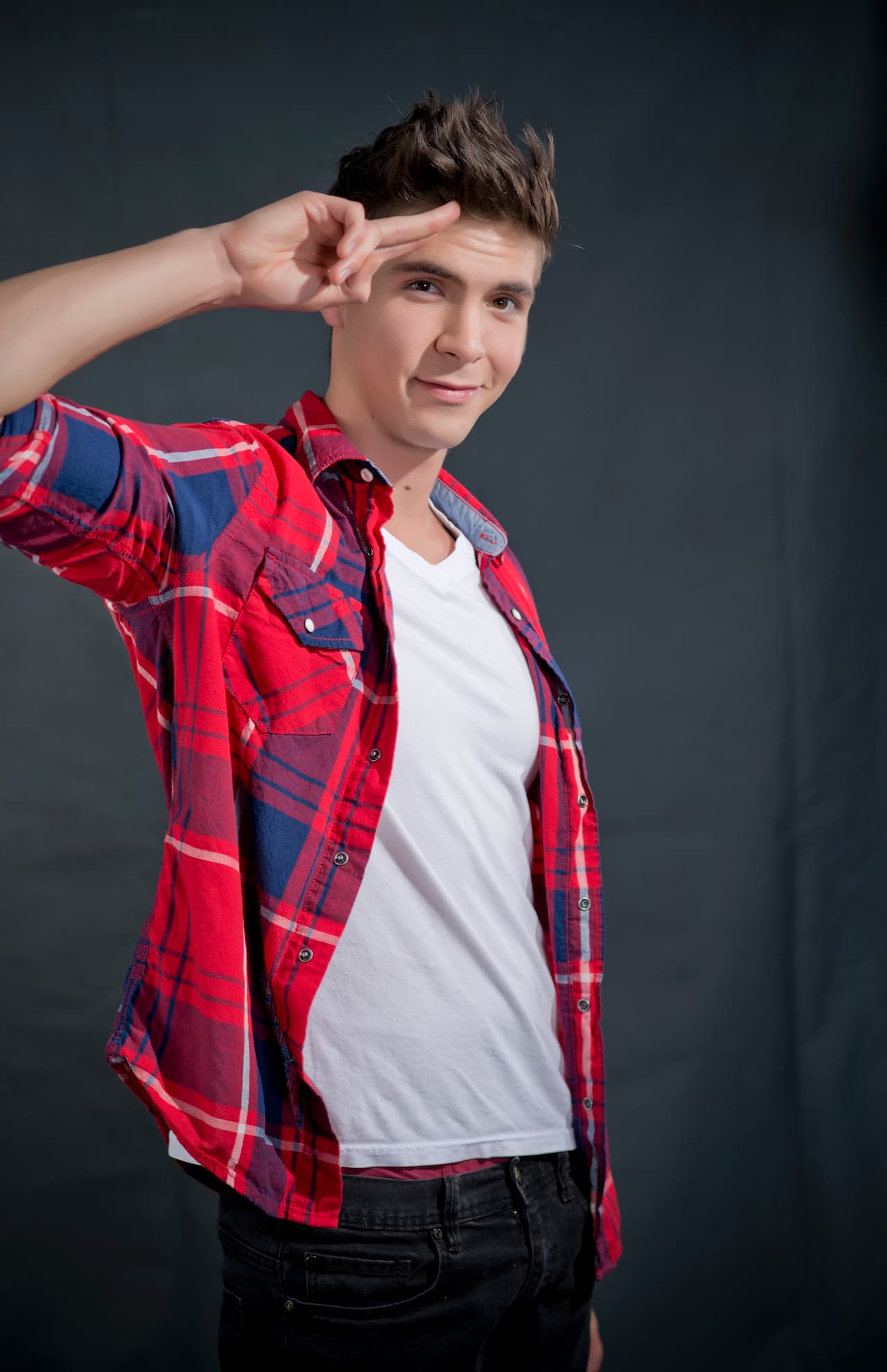 Johann se convirtió en el quinto eliminado de La Banda pero nos deja su optimismo e inigualable talento artístico que nunca olvidaremos.