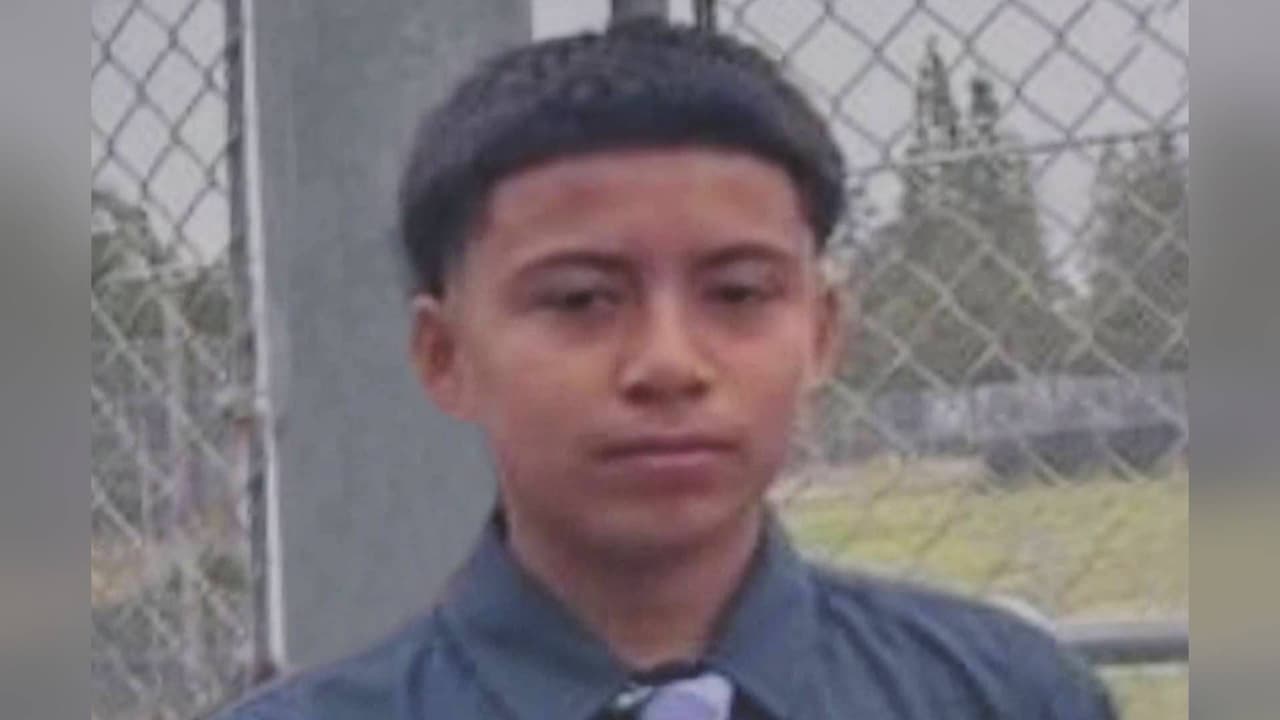 Adolescente latino es baleado mortalmente en Santa Ana: su madre lo vio todo