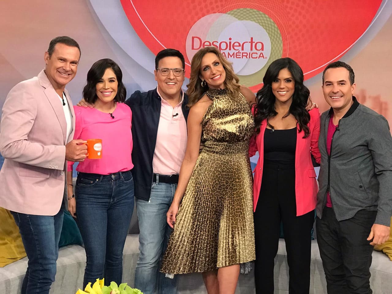 El viernes 18 de octubre, Lili Estefan de 'El Gordo y La Flaca' grabó el anterior mensaje para la posterioridad, cuando se presentó en el estudio de Despierta América para contar todo sobre su debut en la recién estrenada película de Hollywood 'Zombieland 2: double tap'.