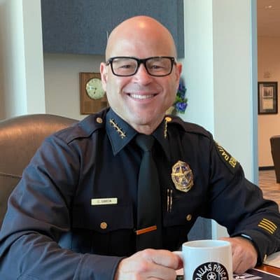 Antes de llegar a Dallas García trabajó por casi tres décadas como policía en San José, California. Los últimos cinco años lo hizo como jefe de ese departamento.