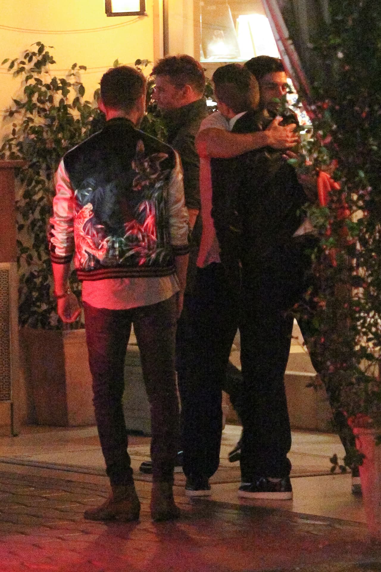 Todo el grupo se separó pronto.