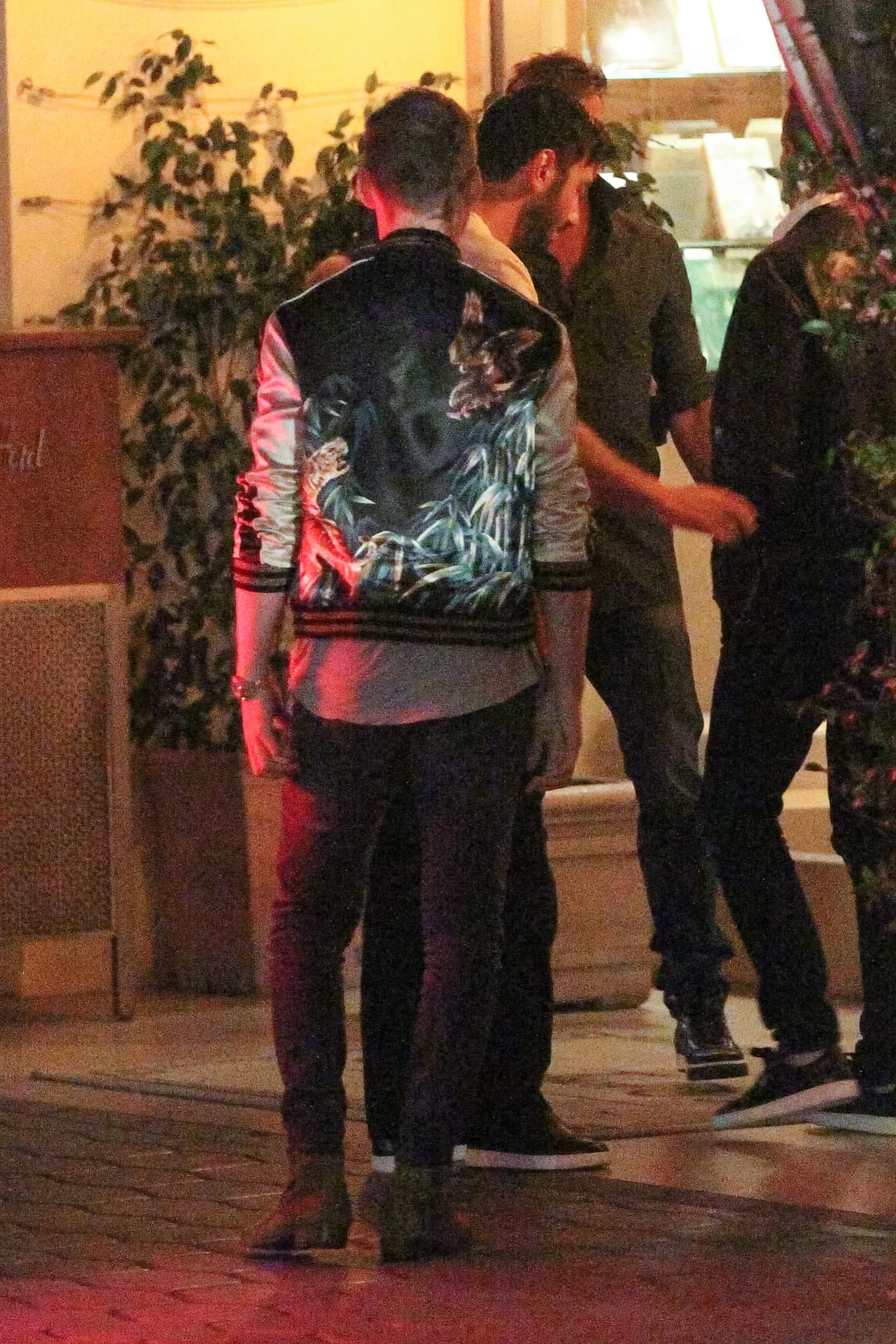 Tras una agradable noche en el bar.