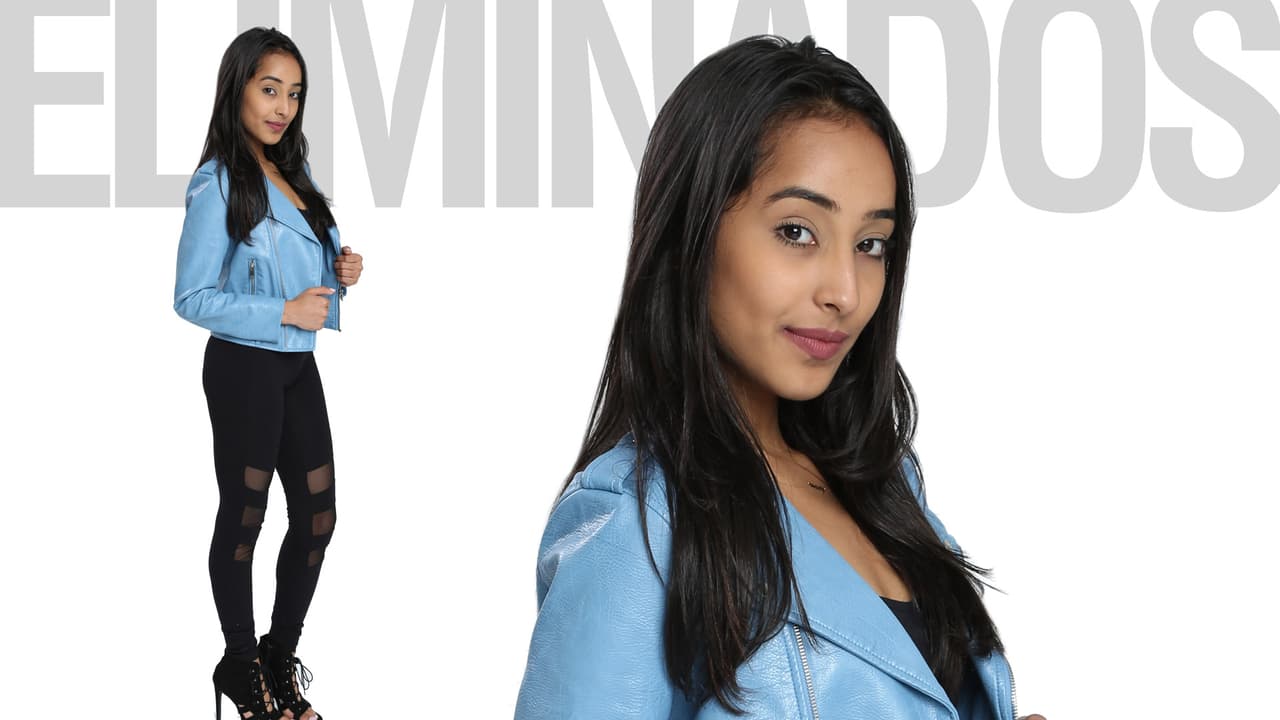 La dominicana Kimberly García subió muy segura al escenario pero cuando empezó a cantar, olvidó su parte.