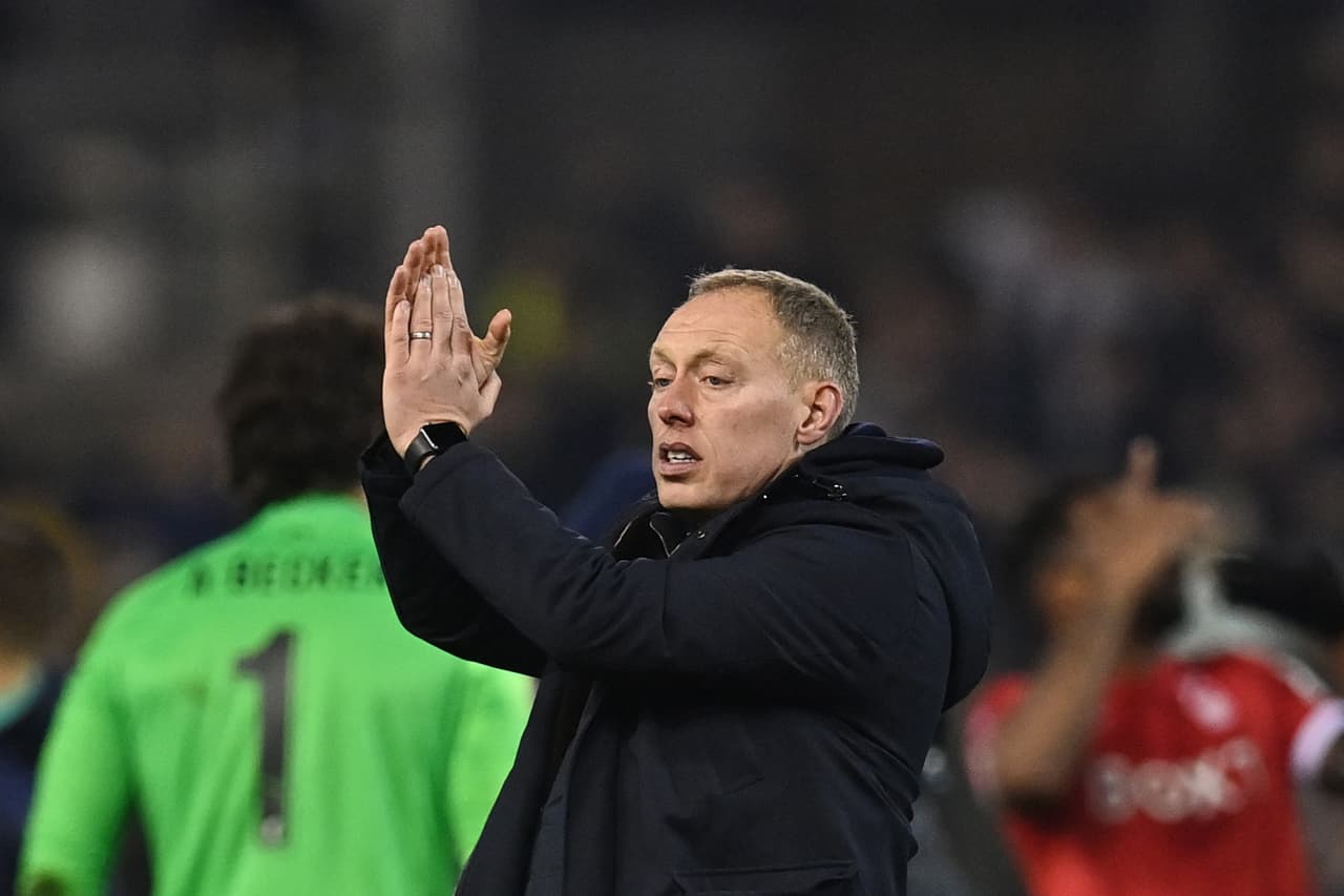 El Liverpool batalló más y apenas venció por 1-0 al Nottingham Forest para certificar su pase a las Semifinales, donde enfrentará al Manchester City.