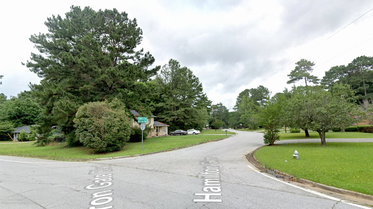 <b>Puesto 5. Irondale, Georgia. </b>Tiene una tasa de pobreza de 26.8% y el desempleo alcanza el 8.1%, según las estimaciones a cinco años de la oficina del Censo. La violencia es otra variable clave del estudio: en el condado Clayton, donde está ubicada esta ciudad, hubo 498.1 delitos violentos por cada 100,000 personas en 2018 (la tasa nacional de delitos violentos ese año fue de 380.6 incidentes por cada 100,000 personas).