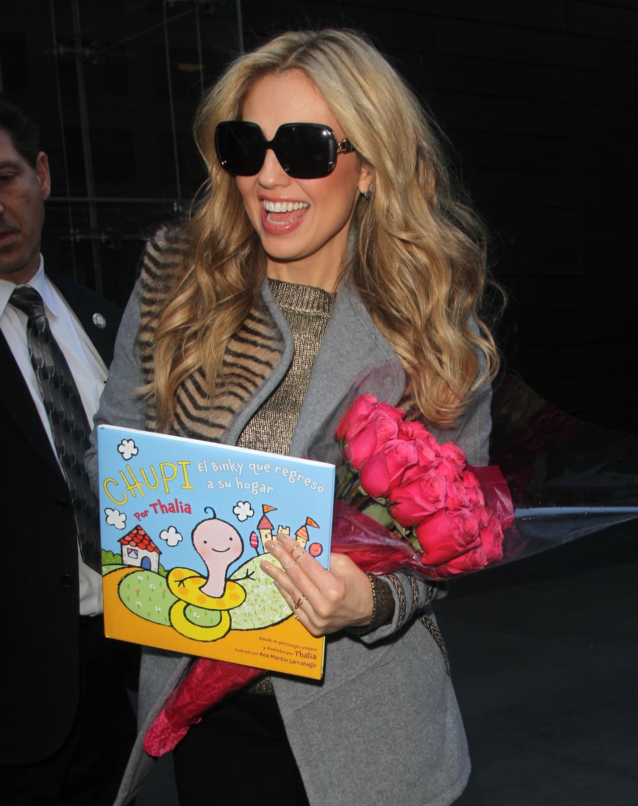 Thalía ha publicado cuatro libros desde el 2007, uno de ellos es una historia infantil: 'Chupi: el Binky que regresó a su hogar'.