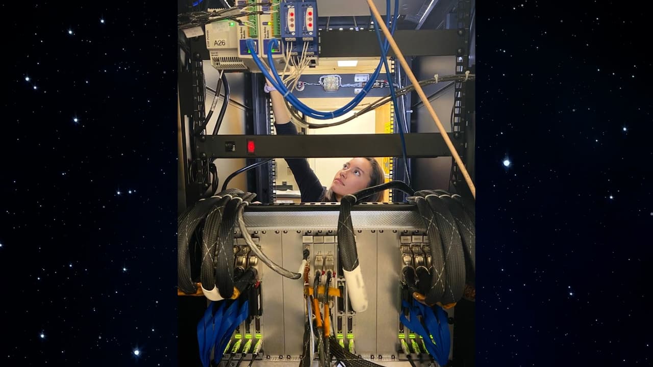 "Una de ellas es el robot Perseverance, que actualmente está en Marte", dice Katya sobre su trabajo en la NASA.