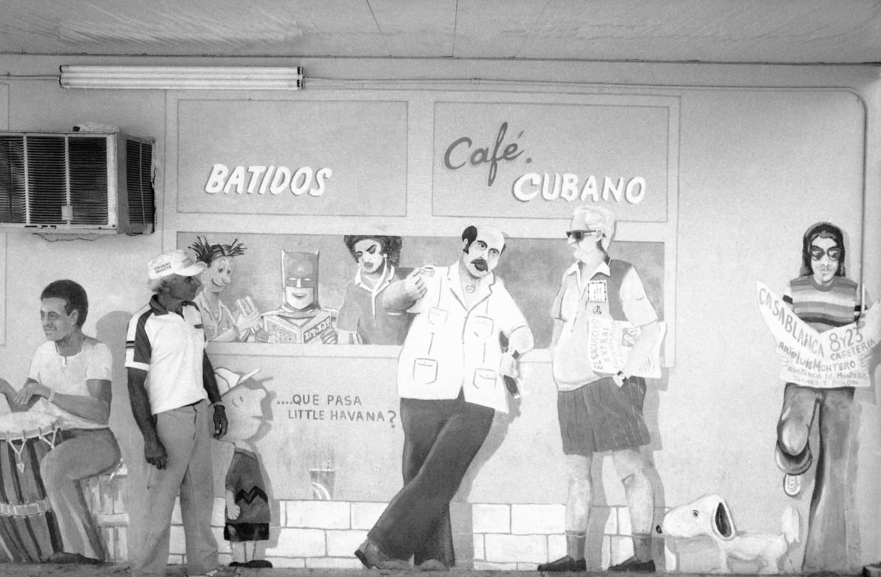 Un mural en la Calle Ocho, en Miami. 12 de marzo de 1986. La zona es considerada como el centro de la 'cubanidad' de la ciudad.