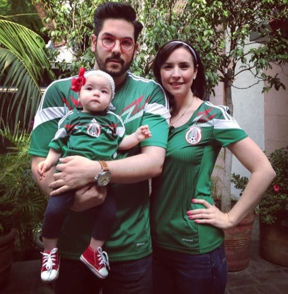 Andrea Torre es una actriz mexicana que está casada con Pedro Ortiz de Pinedo, hijo del primer actor Jorge Ortiz de Pinedo.