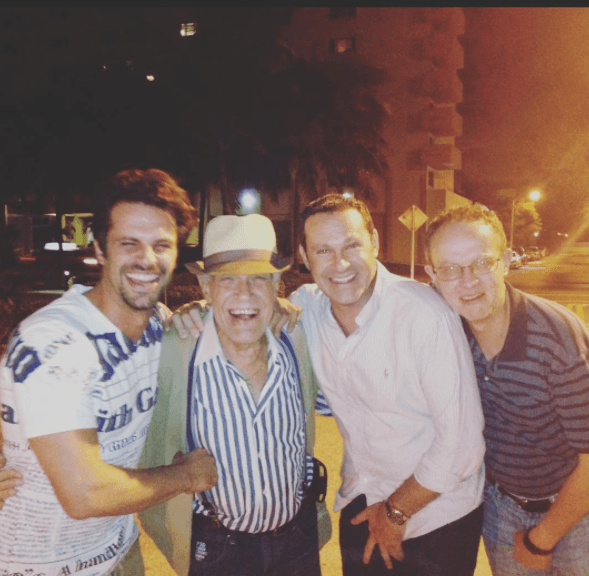 El mensaje de felicitación a su papá no podía faltar: "Chieffffffffff te queremos con toda el alma".