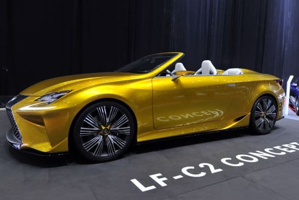 Lexus sigue mostrando el estilo que utilizará en un futuro cercano con el LF-C2 Concept.