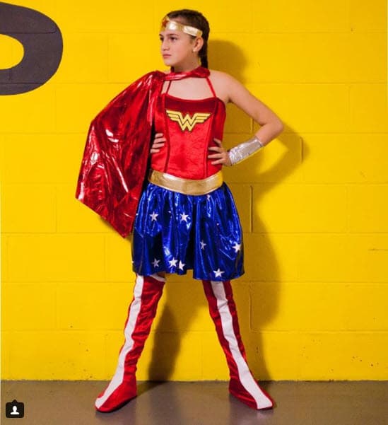 En este espacio habla sobre moda, juguetes, comida y muchos otros temas que le apasionan. Tiene casi 11k seguidores en You Tube y más de 68k fanáticos que la siguen en Instagram.