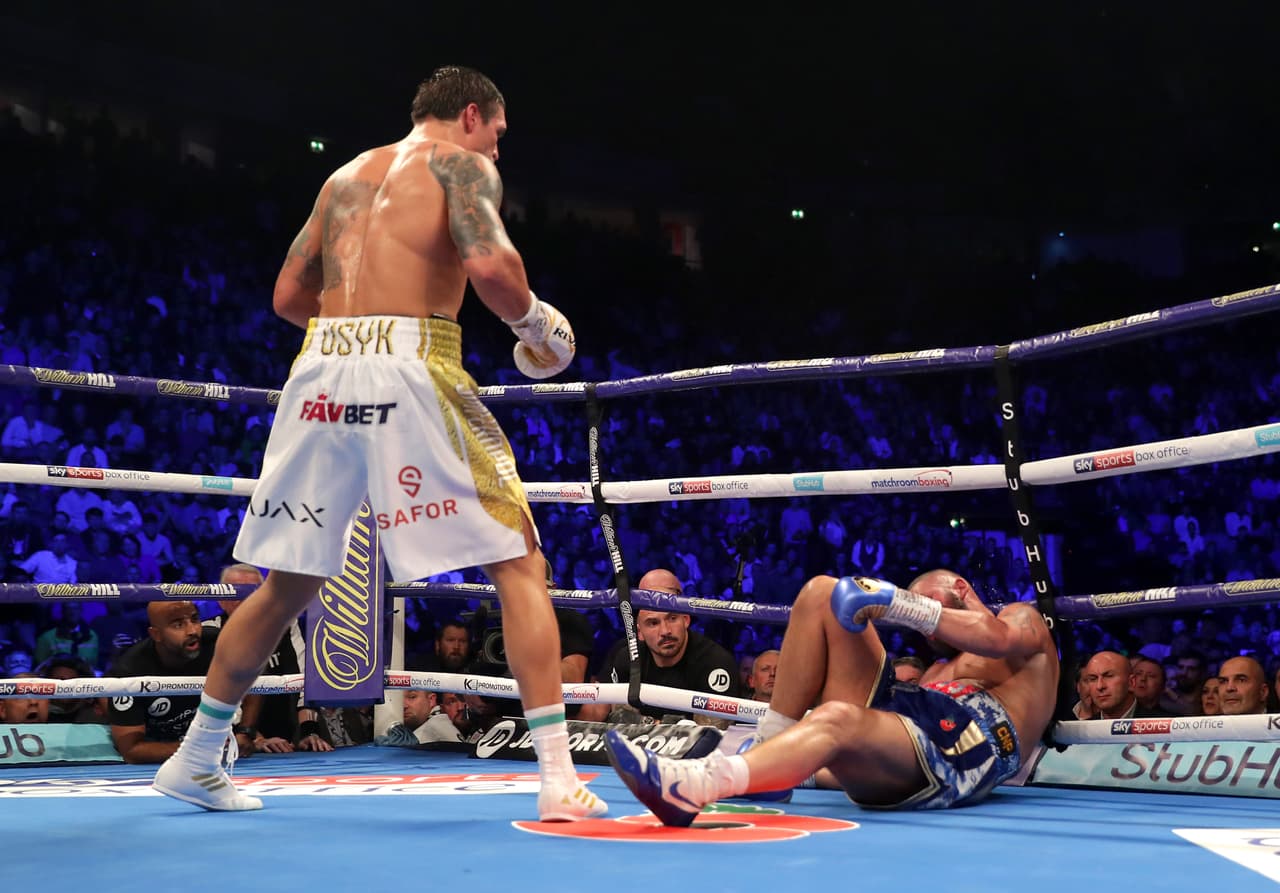 No hay quien lo pare: Oleksandr Usyk retira a Bellew y va por Anthony Joshua
