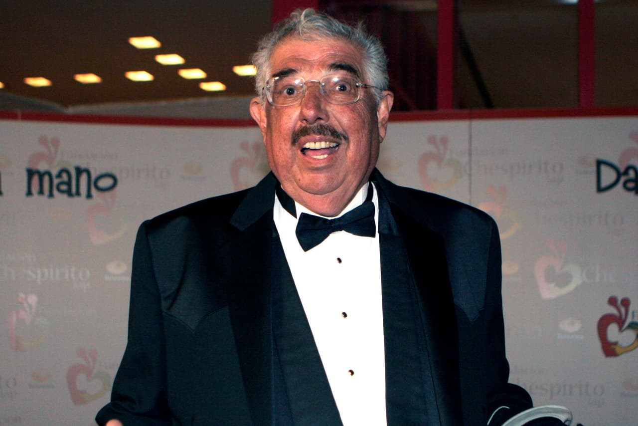 Rubén Aguirre: el recordado profesor Jirafales de ‘El Chavo del 8’ tuvo un accidente automovilístico en 2007 que dejó muy afectada a su esposa Consuelo Reyes. Él mismo dijo que “tenía guardado un pequeño capital, pero debido al choque me quedé en la calle”.