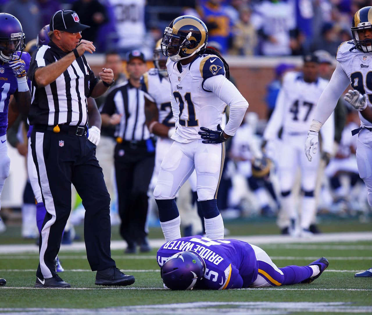 Lamarcus Joyner multado por el golpe que le dio a Teddy Bridgewater
