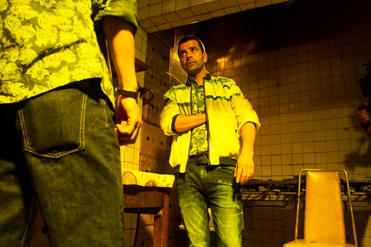 Caycedo entró en los planes de Salvador desde el primer instante en que lo descubrió en sus turbios negocios.