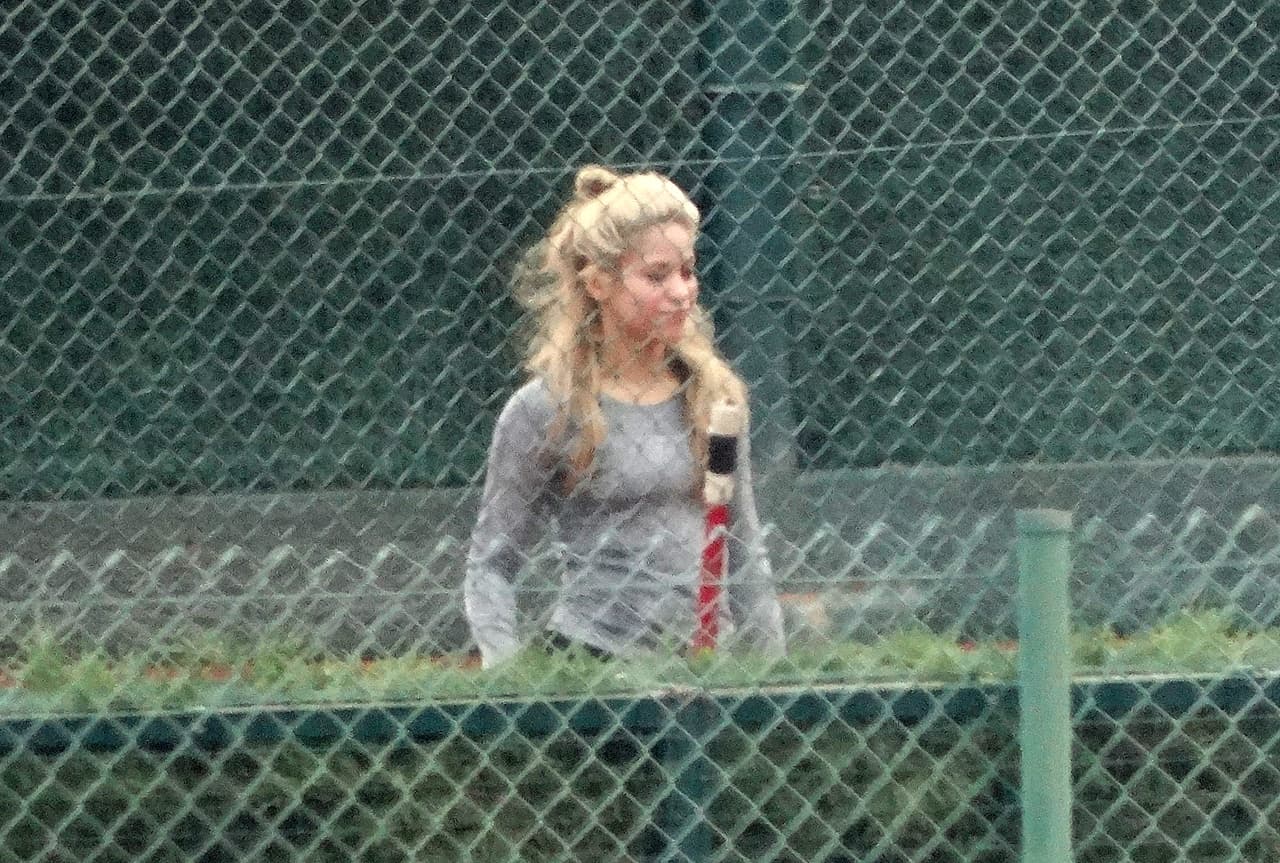 Photo © 2017 EuropaPress/The Grosby Group Barcelona, April 18, 2017. Shakira takes her adorable two-year-old son Sasha to a tennis class in Barcelona.