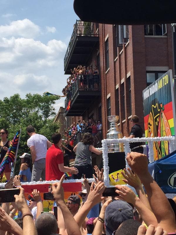 Cientos salieron a las calles de Chicago para celebrar el Orgullo Gay.