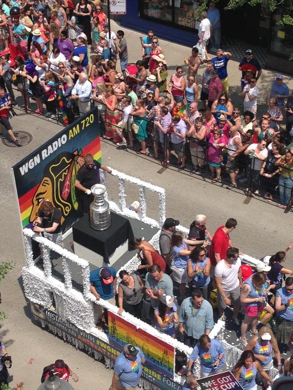 Cientos salieron a las calles de Chicago para celebrar el Orgullo Gay.