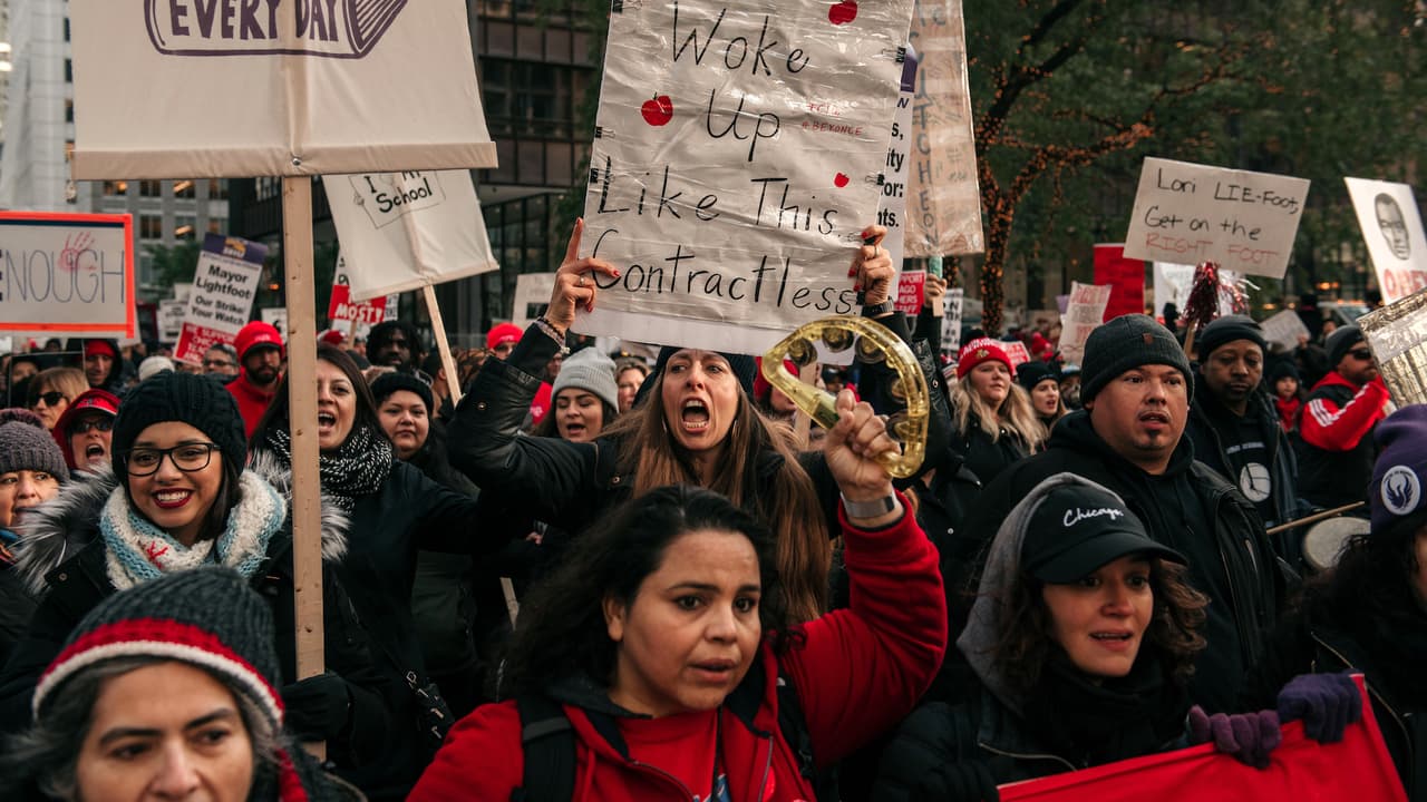 No habrá clases el 30 de octubre: Continuará la huelga de maestros de Chicago