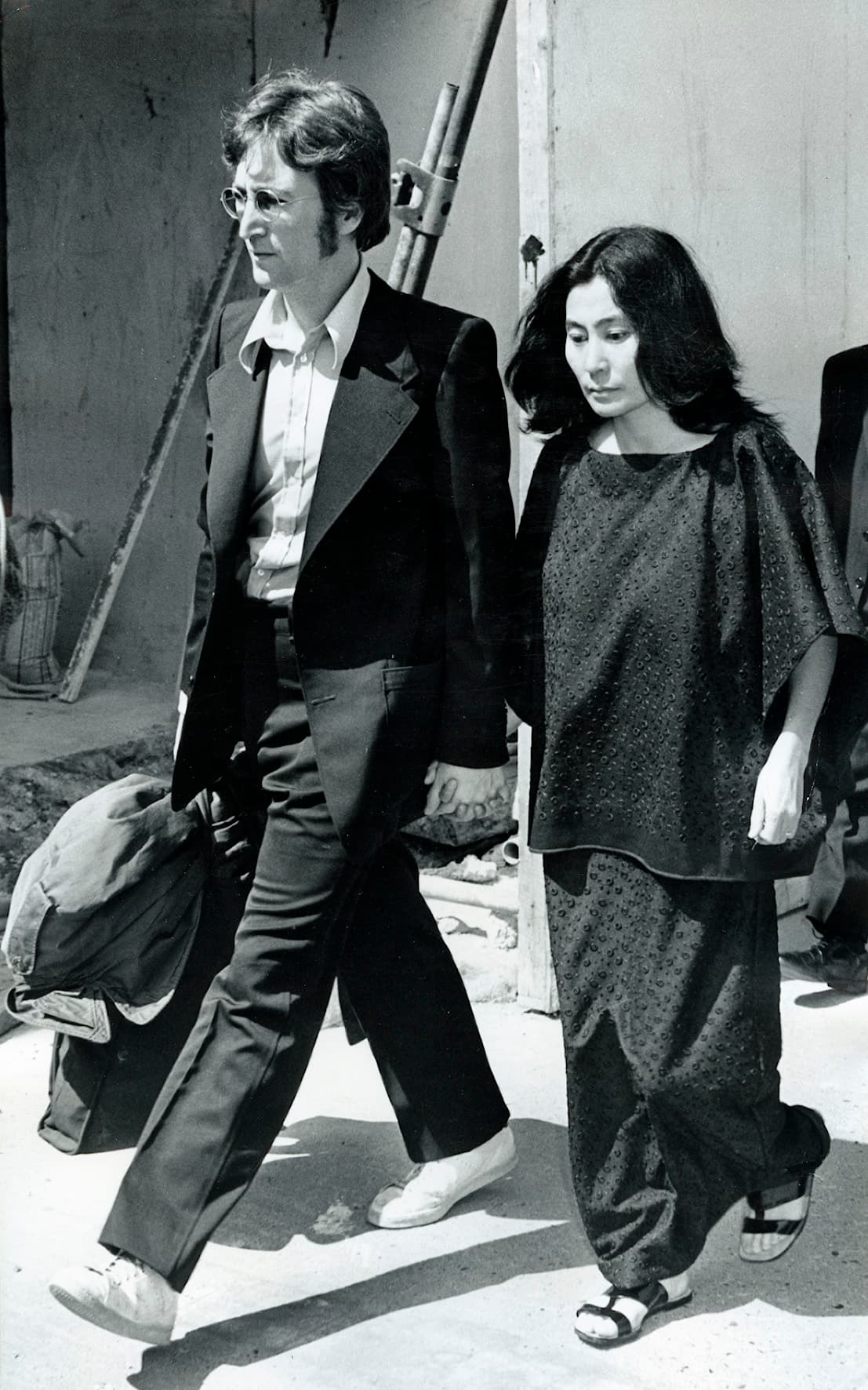 La verdad es que no es dificil imaginarlos juntos, los dos tan llenos de amor por el arte y por la paz, ellos fueron una de las parejas más memorables.