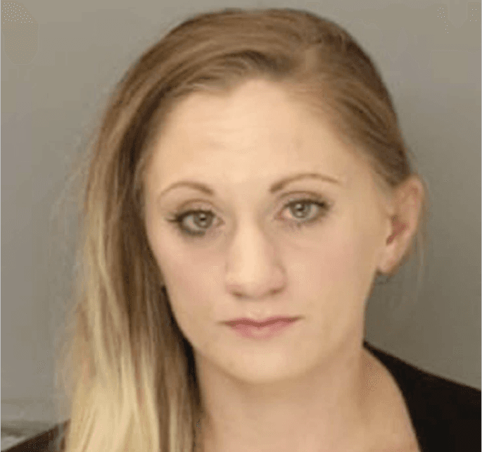 Samantha Jones, acusada de homicidio por la muerte de su bebé de 11 meses.