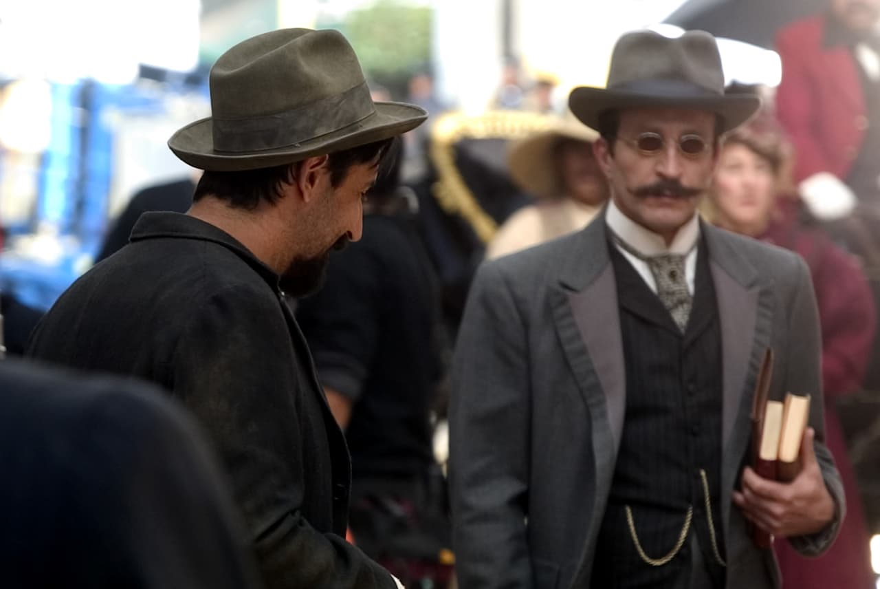 Ha trabajado con directores de la talla de Guillermo del Toro, Adrian Grunberg, Pablo Berger, Jorge Fons, entre otros.