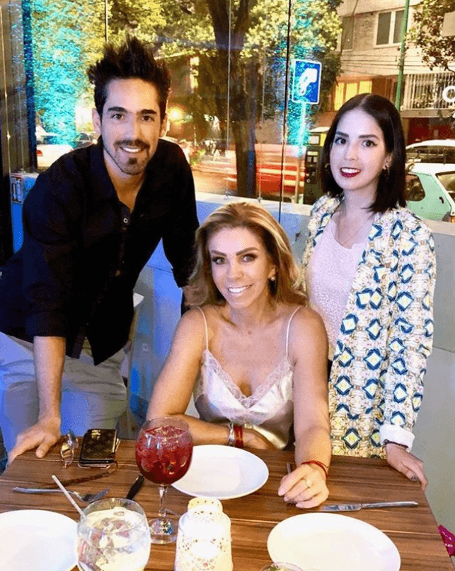 "Ella y yo siempre estábamos como muy unidas, muy caminando de la mano y ella nació en mis brazos y murió en mis brazos, entonces eso me genera una gran paz porque cuando ella decidió irse ella me dijo a mí, personalmente: ‘Ma, llegó el momento de tirar la toalla, yo ya no quiero, ya no puedo, perdón’", relató la conductora para el programa 
<a href="https://www.youtube.com/watch?v=E4HMcQZy6-g&feature=emb_title" target="_blank">Hoy</a>, el 6 de noviembre del presente año.