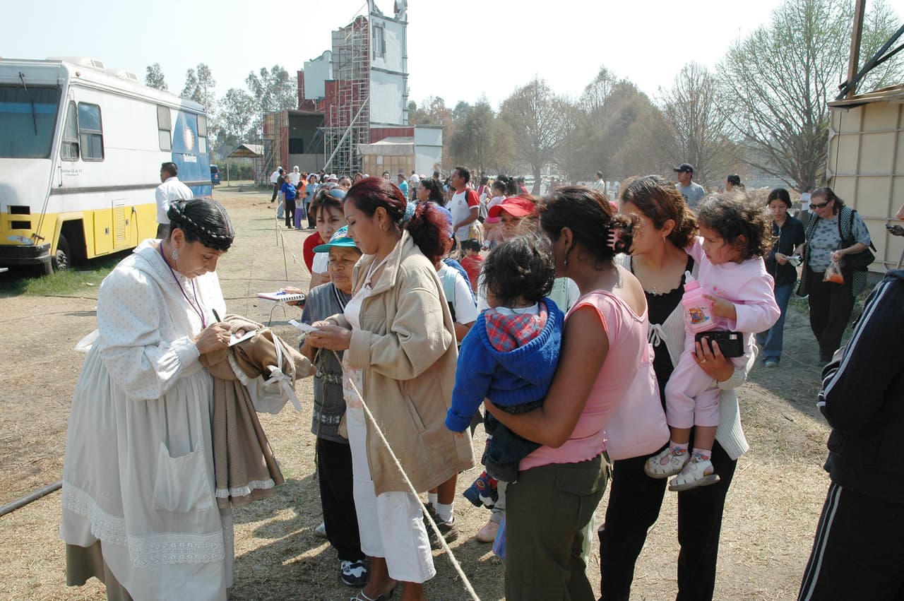 "Con profunda pena notificamos el fallecimiento de la actriz, intérprete y directora de escena Mónica Miguel. Descanse en paz. Nuestras más sentidas condolencias y solidaridad para su familia", dijo el directivo en un mensaje. 
<br>