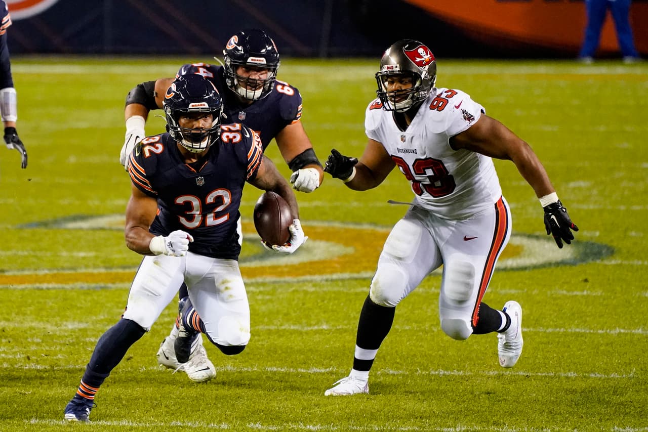 Tom Brady vuelve a perder la pelea frente a Nick Foles con un marcador de 19-20 en contra.