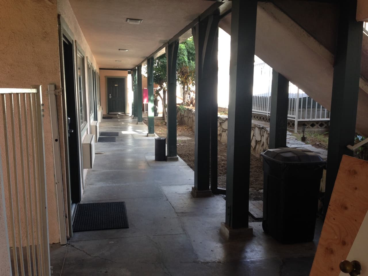 Detectives alegan que la niña era abusada físicamente también como parte de una venganza con "fines sádicos" .