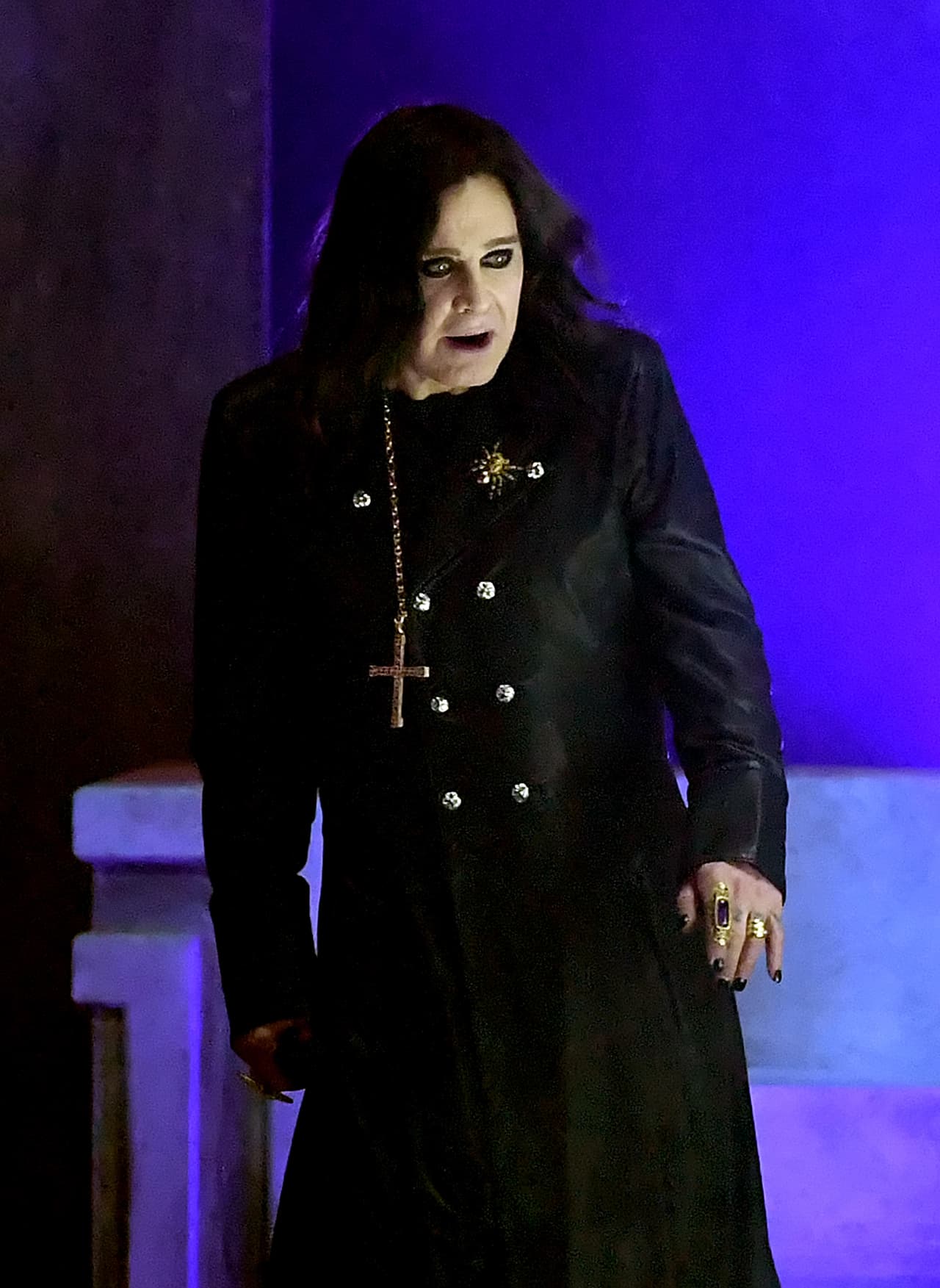 Ozzy Osbourne está ansioso por
<b> volver a los escenarios</b> y solo pidió a sus fanáticos que aguarden un poco más.