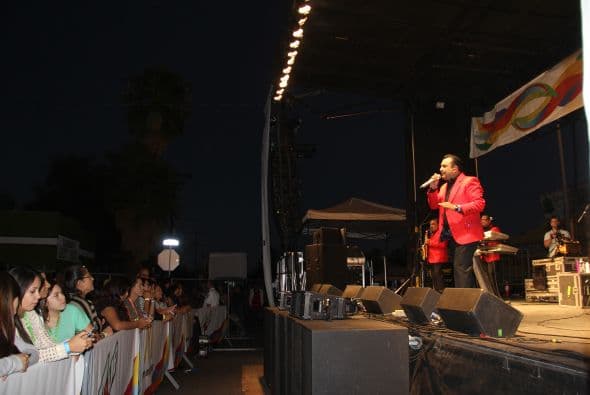 Cientos de personas disfrutaron de la tremenda celebración del Latin Grammy Street Party en Phoenix, donde estuvieron presentes varias agrupaciones nominadas a los premios GRAMMY® Latino incluyendo: Conjunto Primavera, Voz de Mando y Los Canarios de Michoacán. Esta fenomenal fiesta es un preámbulo a la gran noche de la música con la edición 15 de los premios anuales del GRAMMY Latino. Además de disfrutar de lo mejor de la música, los fans pudieron ganar premios y conocer a personalidades de Televisión y Radio de Univisión Arizona.