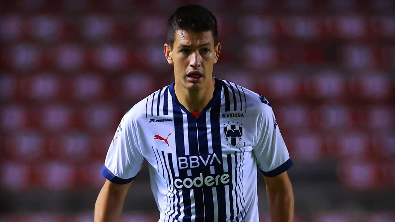¡A pruebas médicas! Monterrey acuerda por César Montes con Espanyol