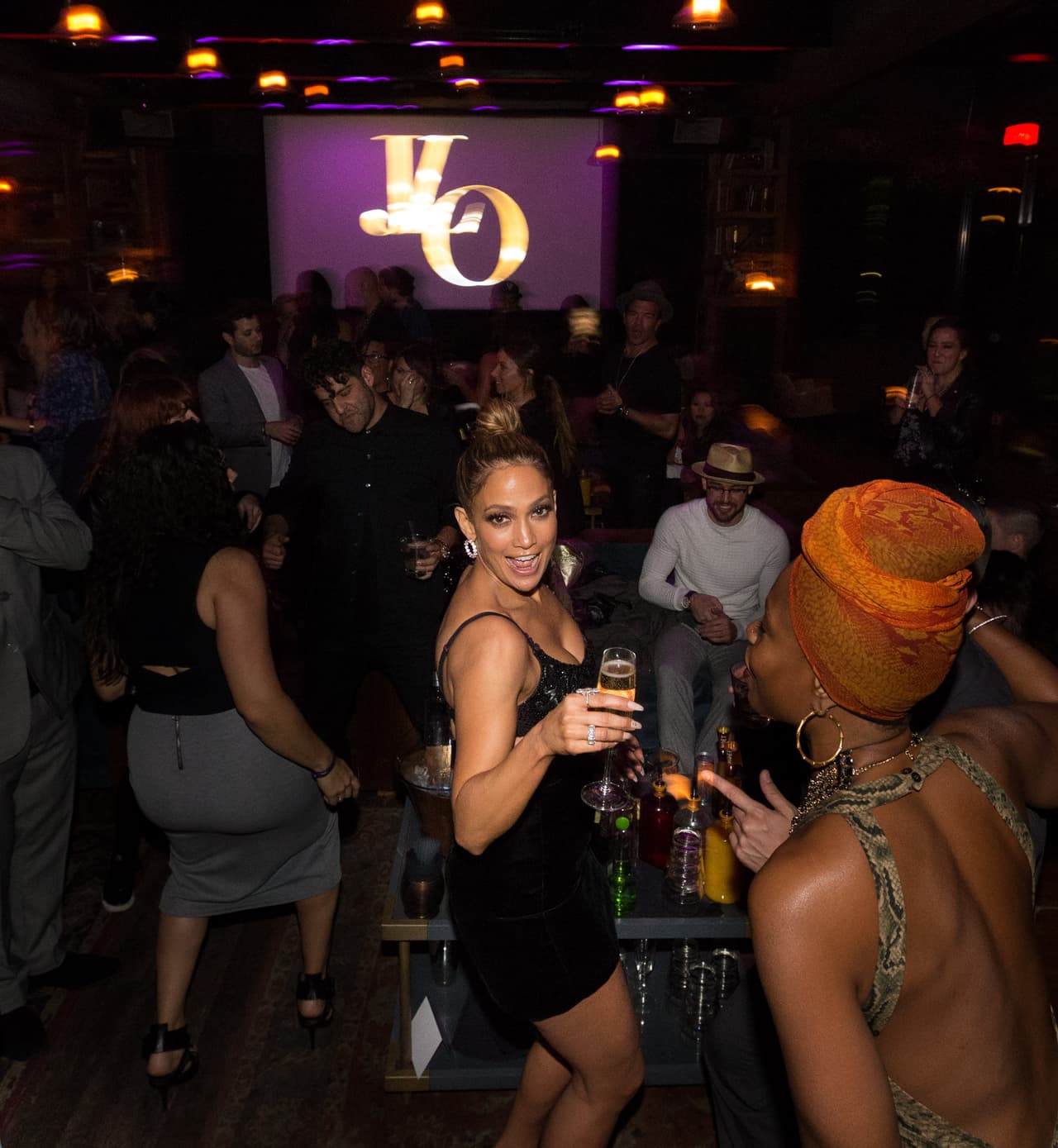 No es el tipo de chica que ande fiesta en fiesta, pero claro que se sabe divertir como las grandes.