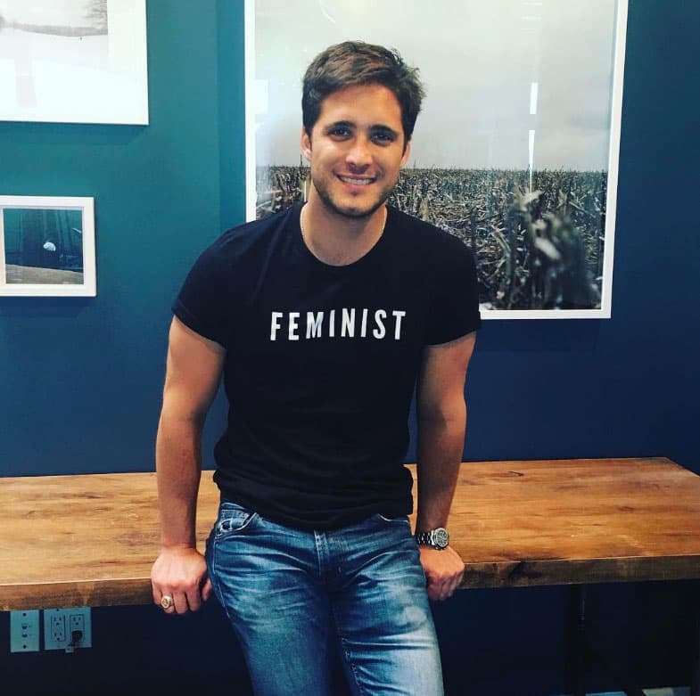 '90210', 'Underemployed' y 'The Dovekeepers' son otras de las exitosas producciones donde ha participado.