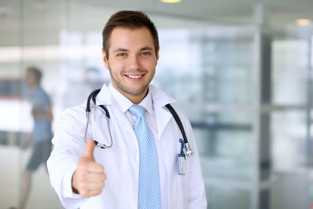 Tu salud recibe un efluvio positivo y te llenas de fuerza muscular que te permite alcanzar exitosamente tus metas deportivas. Si piensas operarte, o ingresar en un hospital ahora es un momento ideal para tu signo chino del Mono.