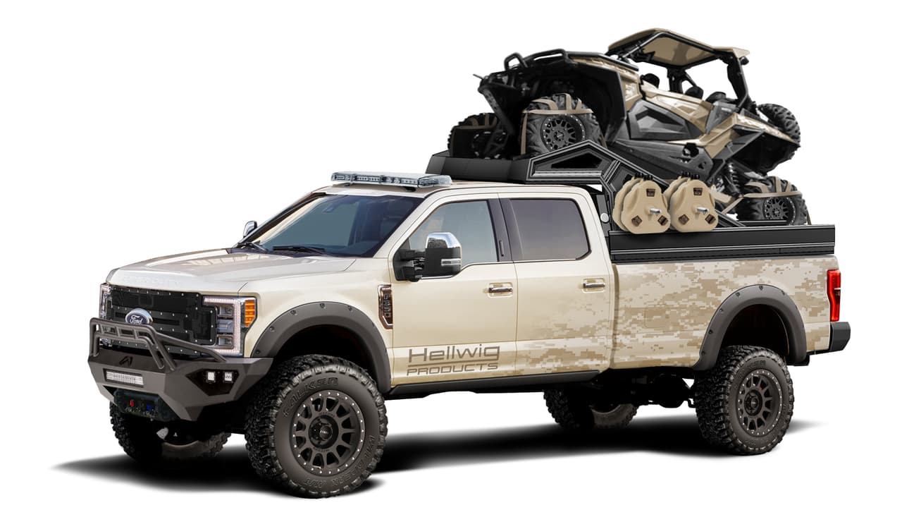 <b>The Operator F-350 Lariat</b>
<br>Desarrollado en colaboración con Hellwig quien modificó exhaustivamente esta pickup. Se reforzó el chasis, cuenta con suspensión Icon Vehicle Dynamics Stage 5, barras estabilizadoras y resortes neumáticos Big Wig. El sistema de escape también es nuevo. Su motor es un V8 de 6.7 litros y la transmisión automática de seis velocidades.