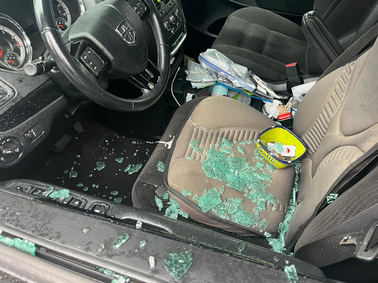 Más de 60 vehículos fueron dañados en las cercanías del campus de Sacramento State