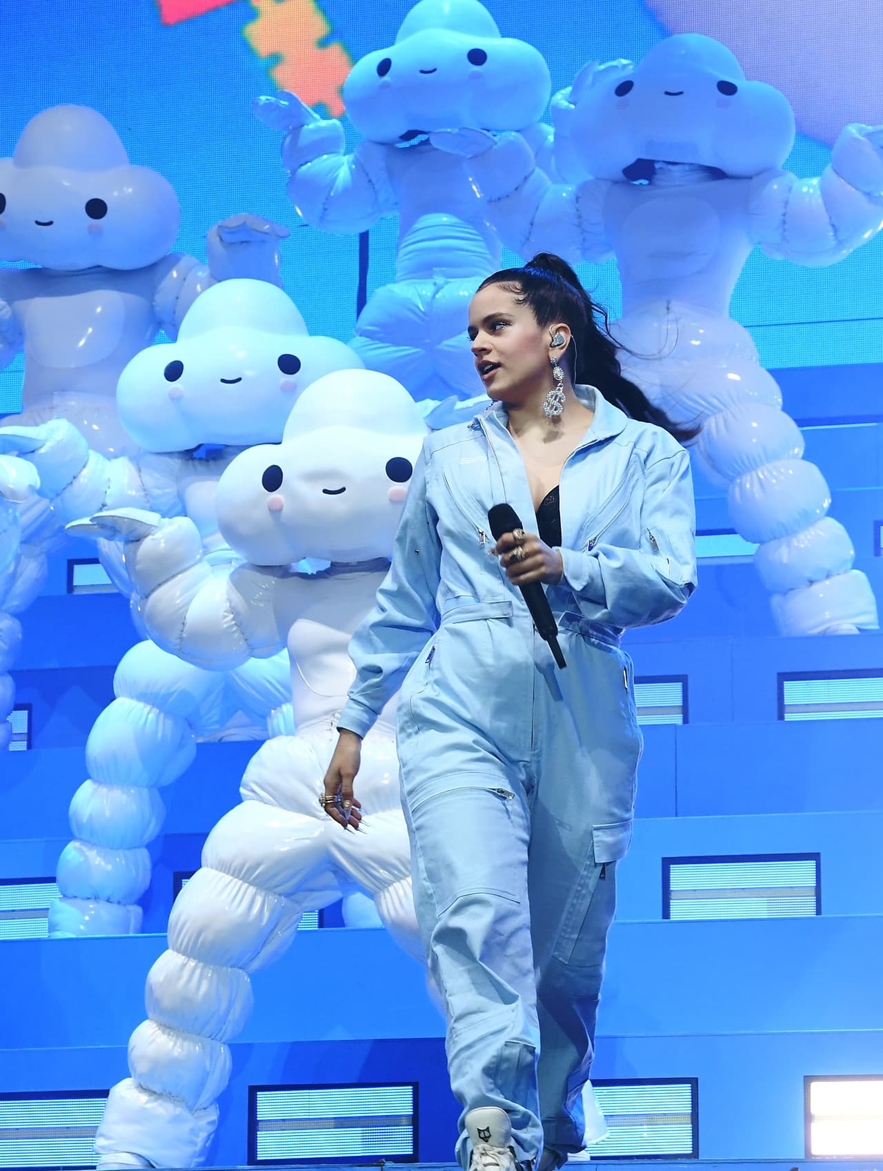 La plataforma realizó una medición para saber cuál era su video más visto durante la semana del 14 al 20 de junio, y descubrió que el clip de Rosalía, J Balvin y El Guincho acumuló 49.2 millones de visualizaciones en solo siete días.