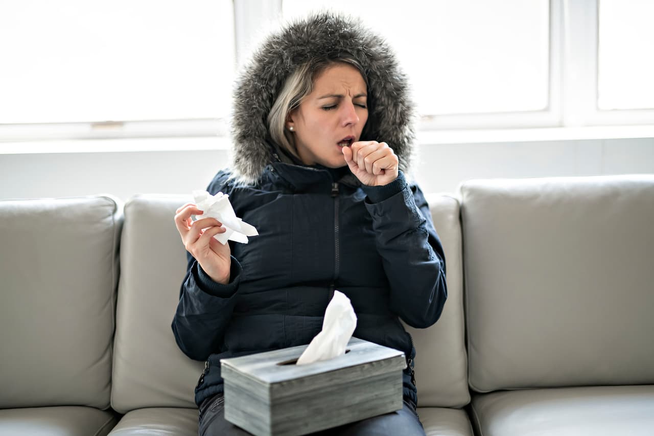 <b>Limpia los filtros de la calefacción.</b> Antes de que comience la temporada de frío y antes de que prendas por primera vez la calefacción, te recomendamos limpiar o cambiar los filtros para evitar cualquier reacción negativa en tu organismo.