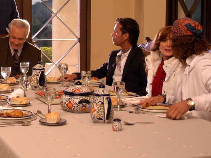 En "Mañana Es Para Siempre" compartió créditos con muchos nuevos talentos que después se convirtieron en grandes figuras.