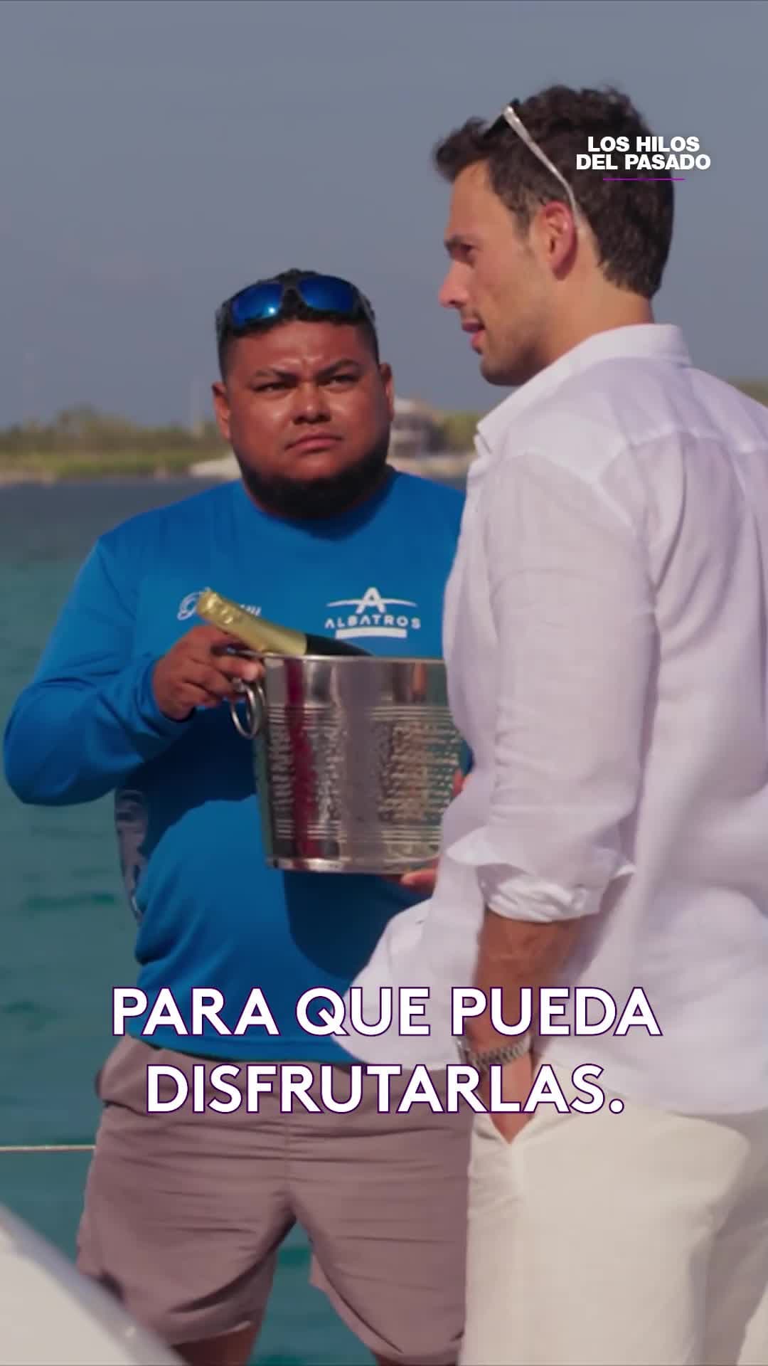 Carlos descubre lo horribles que son los celos