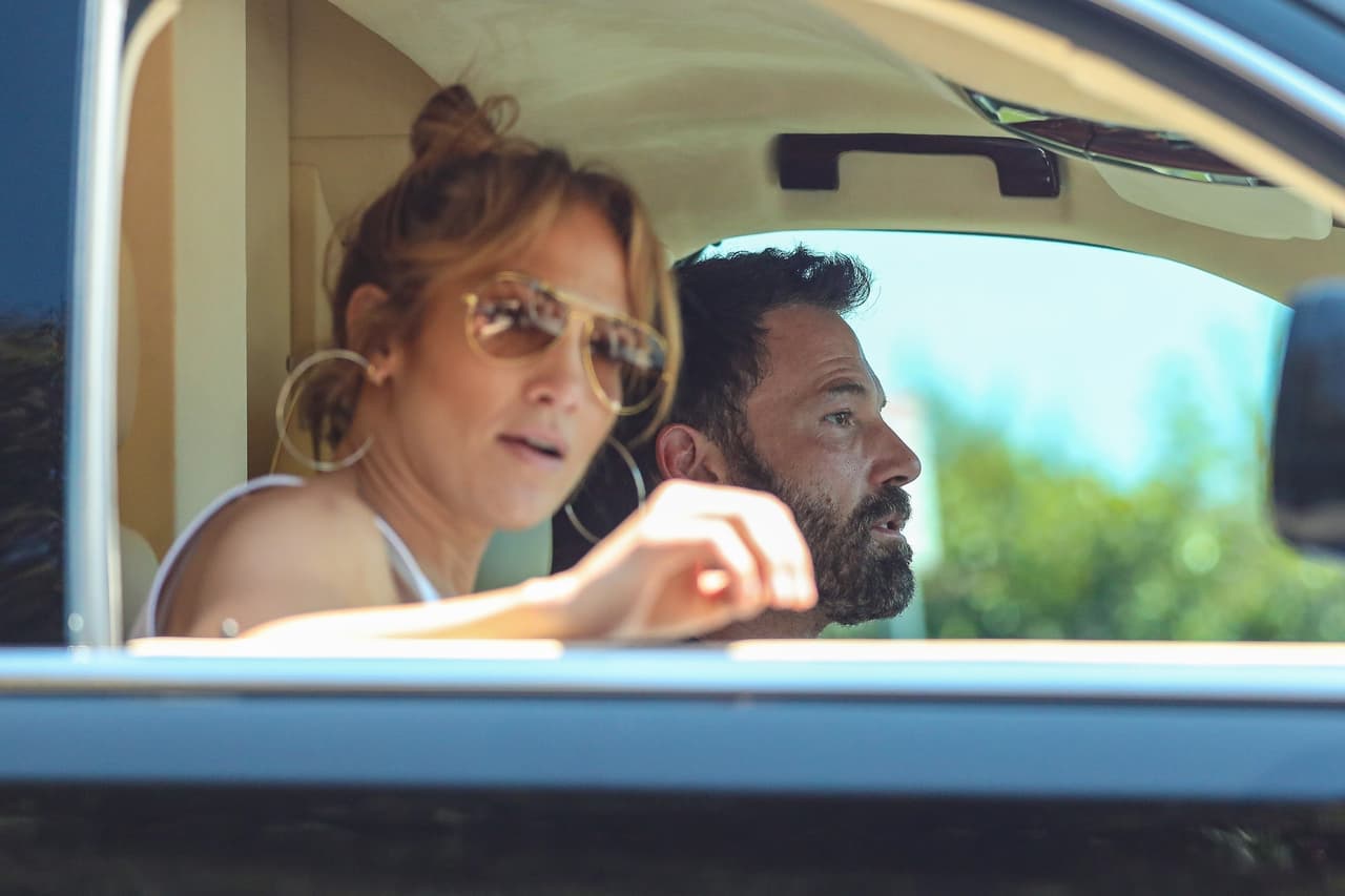 La pareja parece haber reencontrado el amor que dejaron en pausa en aquel entonces. 
<br>