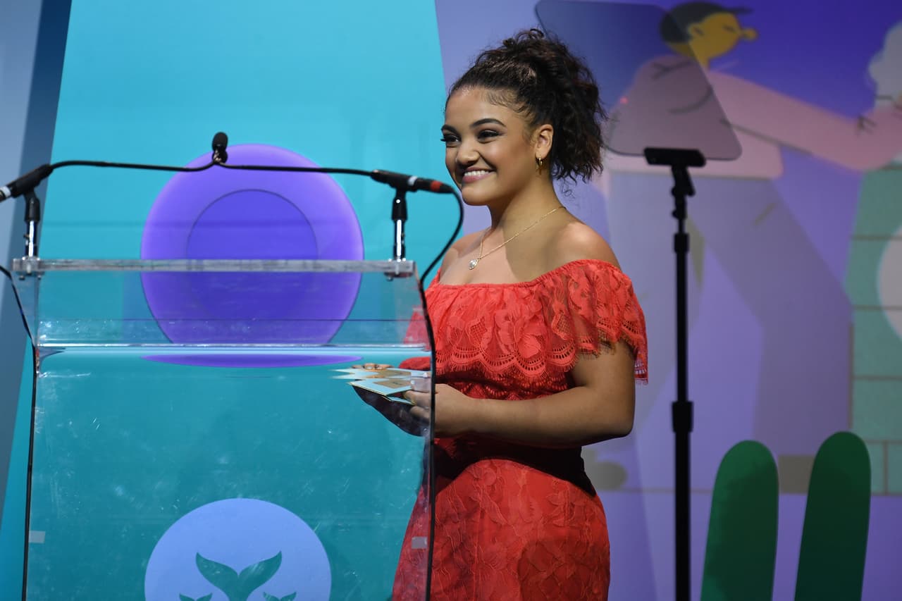 “Veo como un honor el representar, de alguna manera, a Puerto Rico, los hispanos y a todas las chicas”, resaltó Hernández en una entrevista con Huffington Post.