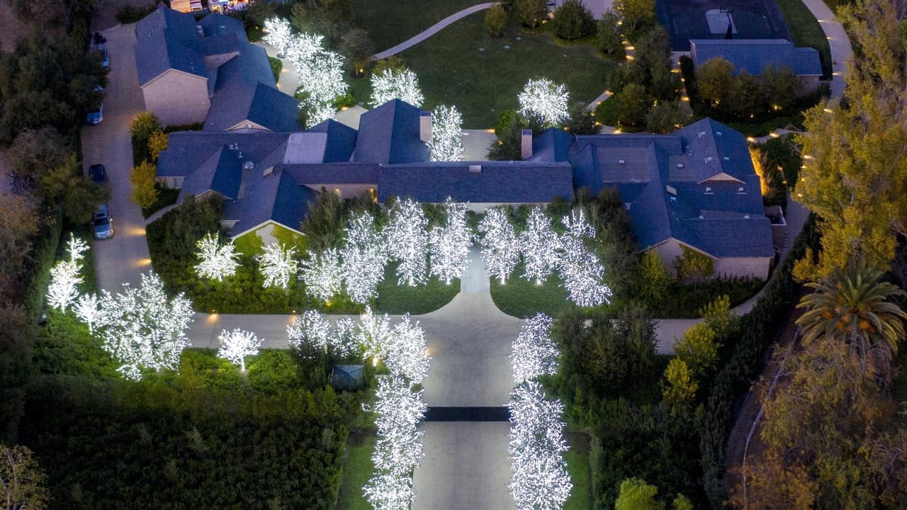 La mansión de Kim Kardashian está en Calabasas, California.