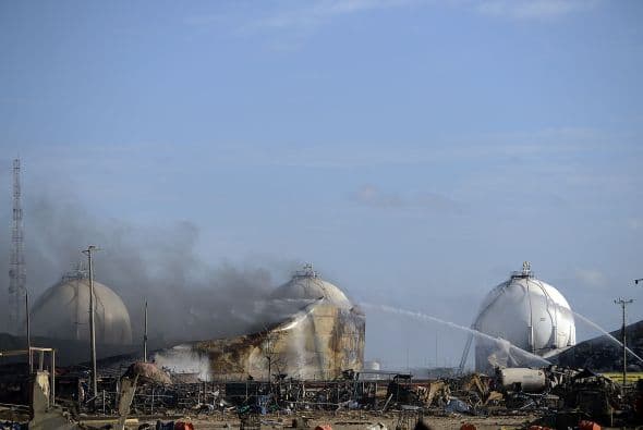 25 de agosto. Una explosión en una refinería de petróleo en el estado de Falcon, Venezuela, una de las más grandes del mundo, causó la muerte de al menos 55 personas y más de 100 resultaron heridas.