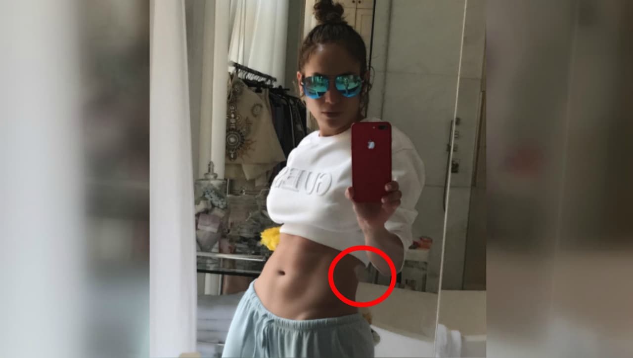 Una mancha fue la que le 'comió' un pedazo a Jennifer López