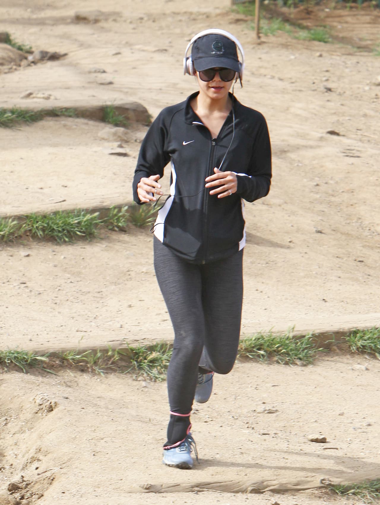 ¡Claro! Tus caminatas con música a todo volúmen.